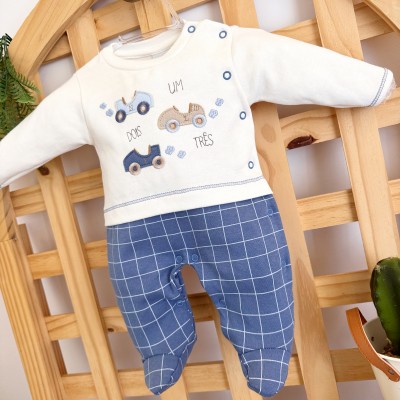 Macacão Malha Trape Zape - Carrinhos Um, Dois, Três - Azul Jeans e Off White